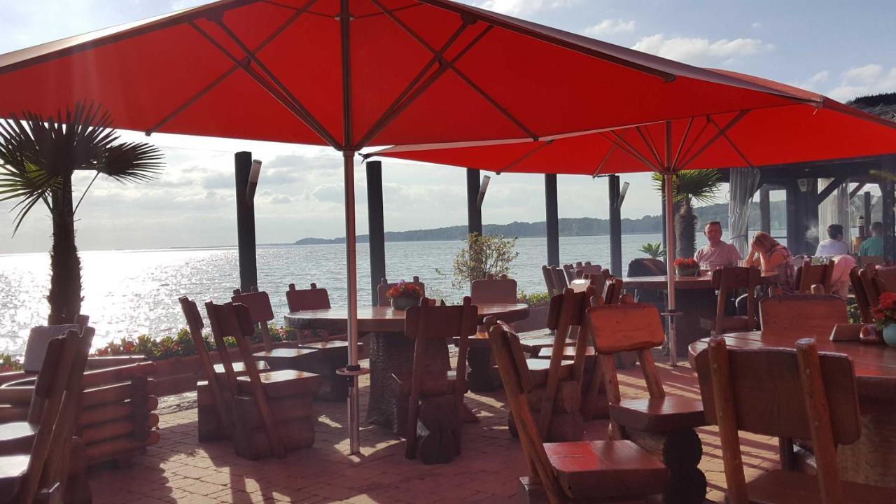 Appartement "Wolkenschiff" - Oase Am Haff Garz  Exterior foto